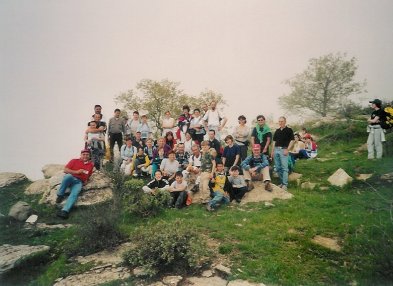 [foto di gruppo escursione 2003]